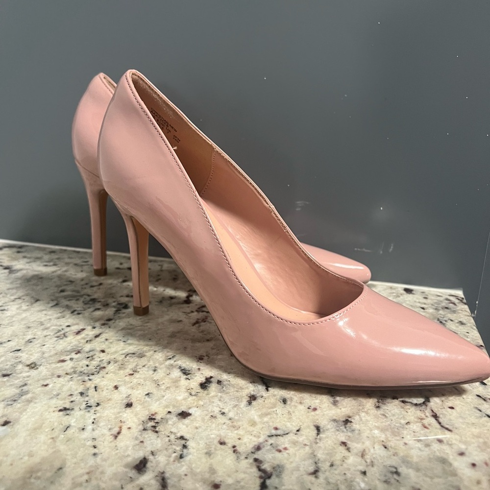 Dream Pairs Blush Patent Leather Heels